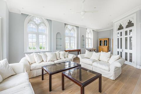 3 bedroom townhouse to rent, Virginia Park, Virginia Water