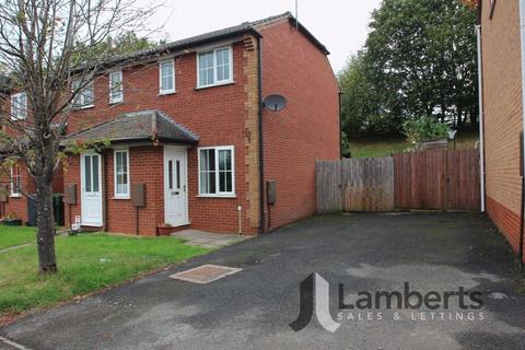 Alexander Close Catshill Bromsgrove B61 0pf 2 Bed Semi Detached