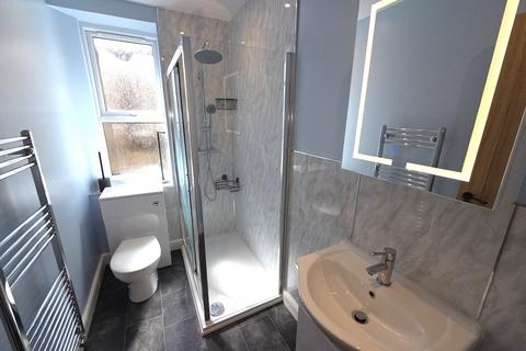 2 bedroom duplex to rent, Darwin Avenue, Buxton SK17