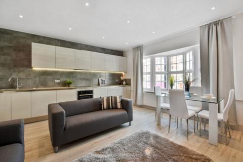 3 bedroom apartment to rent, Queens Avenue, Winchmore Hill, N21