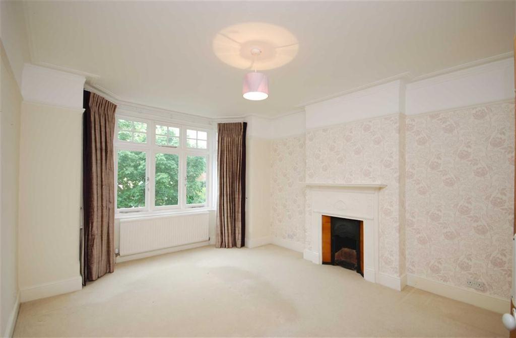 Bolton Gardens, Teddington, Greater London 5 bed semidetached house