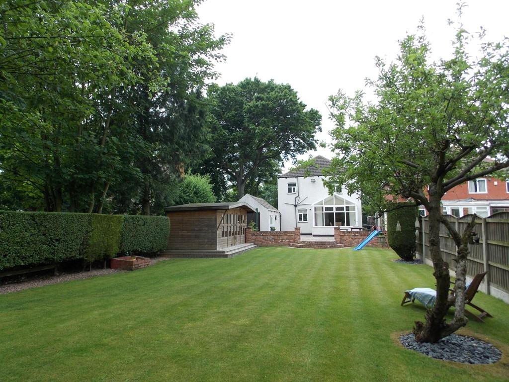 Thorne Road, Edenthorpe 4 bed detached house £335,000