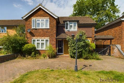 undefined, Sandalwood Avenue, Chertsey, Surrey, KT16