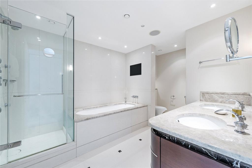 His &amp; Hers En-Suite
