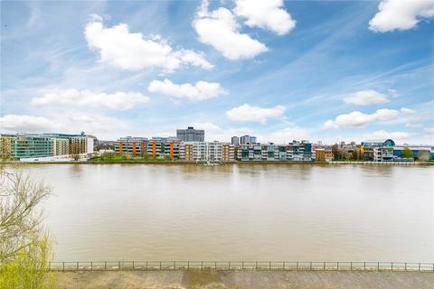 2 bedroom flat to rent, Somerville Avenue, Barnes, London