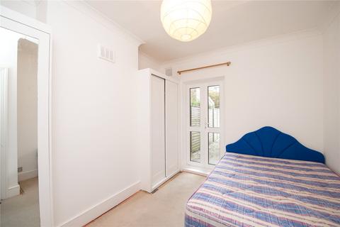 undefined, Quick Road, Chiswick, London