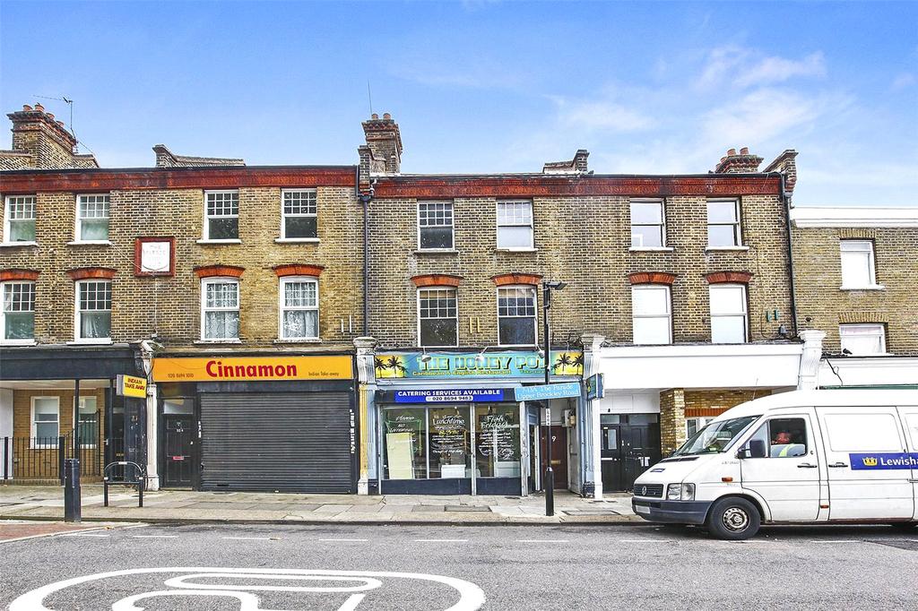 The Parade, Upper Brockley Road, London, SE4 House £850 pcm (£196 pw)