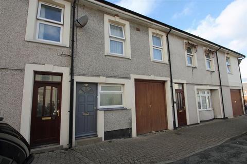 3 bedroom apartment to rent, Glebe Street, Penarth