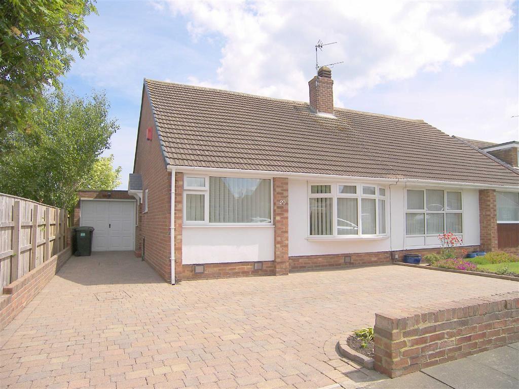 Mandale Crescent, Marden Farm Estate, NE30 2 bed semidetached bungalow