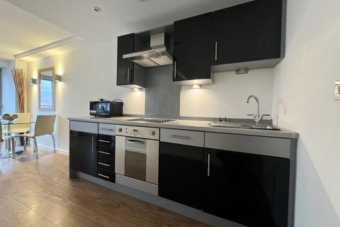 1 bedroom apartment to rent, Basilica, Leeds City Centre