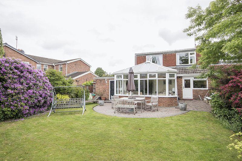 Crescent, Newcastle Upon Tyne 2 bed semidetached house £200,000