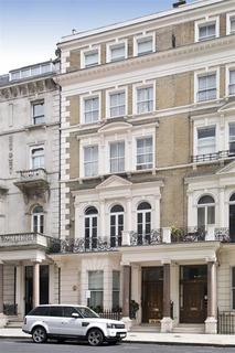 3 bedroom apartment to rent, De Vere Gardens, Kensington, Hyde Park W8