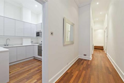 3 bedroom apartment to rent, De Vere Gardens, Kensington, Hyde Park W8