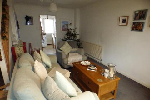 2 bedroom end of terrace house to rent, Topsham -  well presented 2 bedroom home