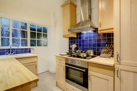 2 bedroom flat to rent, South Kensington, Chelsea