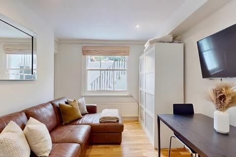1 bedroom flat to rent, Carmalt Gardens, West Putney