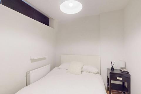 1 bedroom flat to rent, Carmalt Gardens, West Putney