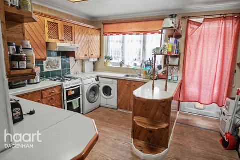 undefined, Ford Road, Dagenham
