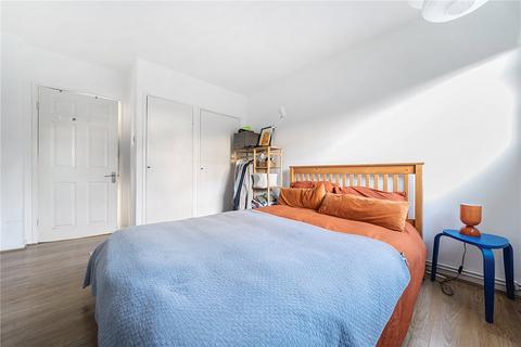 46 Thorburn Square, London, SE1 5QL