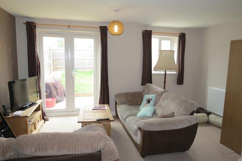 3 bedroom end of terrace house to rent, Furrowfields, Cambs PE19