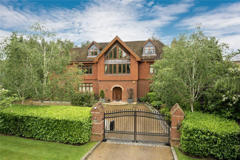 7 bedroom detached house to rent, Harebell Hill, Cobham, Surrey, KT11