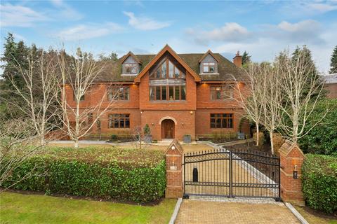 7 bedroom detached house to rent, Harebell Hill, Cobham, Surrey, KT11