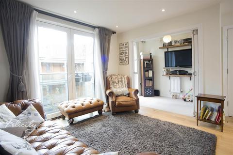 2 bedroom flat to rent, Hoxton Wharf, N1