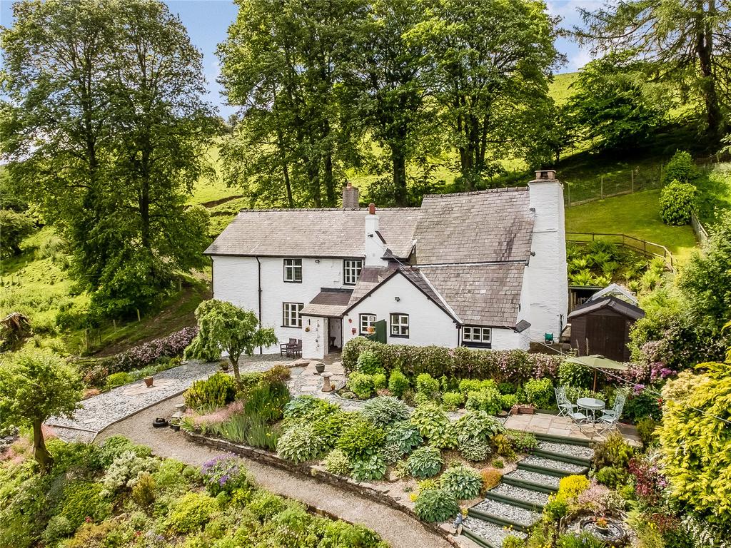 10 absolutely beautiful character properties for sale at under £400,000