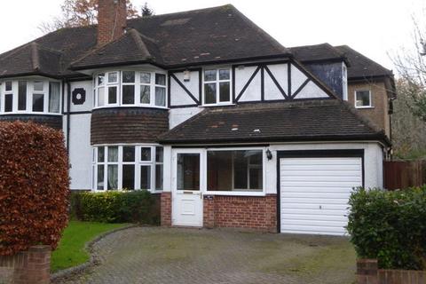 4 bedroom semi-detached house to rent, Tadworth