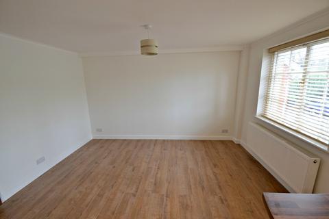 2 bedroom ground floor maisonette to rent, East Street, Saffron Walden