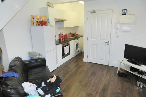 1 bedroom duplex to rent, Clarendon Road, Leeds