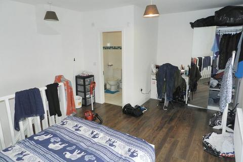 1 bedroom duplex to rent, Clarendon Road, Leeds