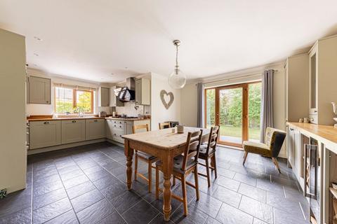 4 bedroom detached house for sale, Woodnesborough