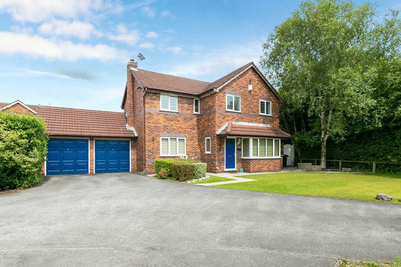 Redwood, Westhoughton, BL5 2RU 4 bed detached house £299,000