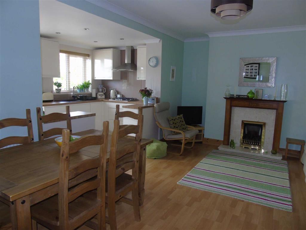 Tyisha Road, Llanelli 3 bed terraced house £105,000