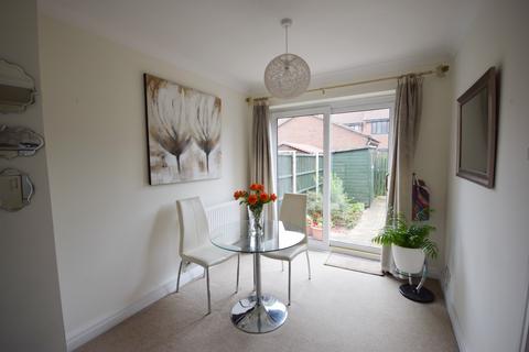 3 bedroom end of terrace house to rent, Rothbury Place, Lytham