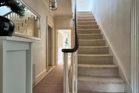 undefined, High Street, Steyning, West Sussex, BN44 3RD