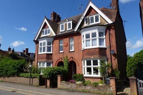 1 bedroom apartment to rent, Rowland Road, Cranleigh