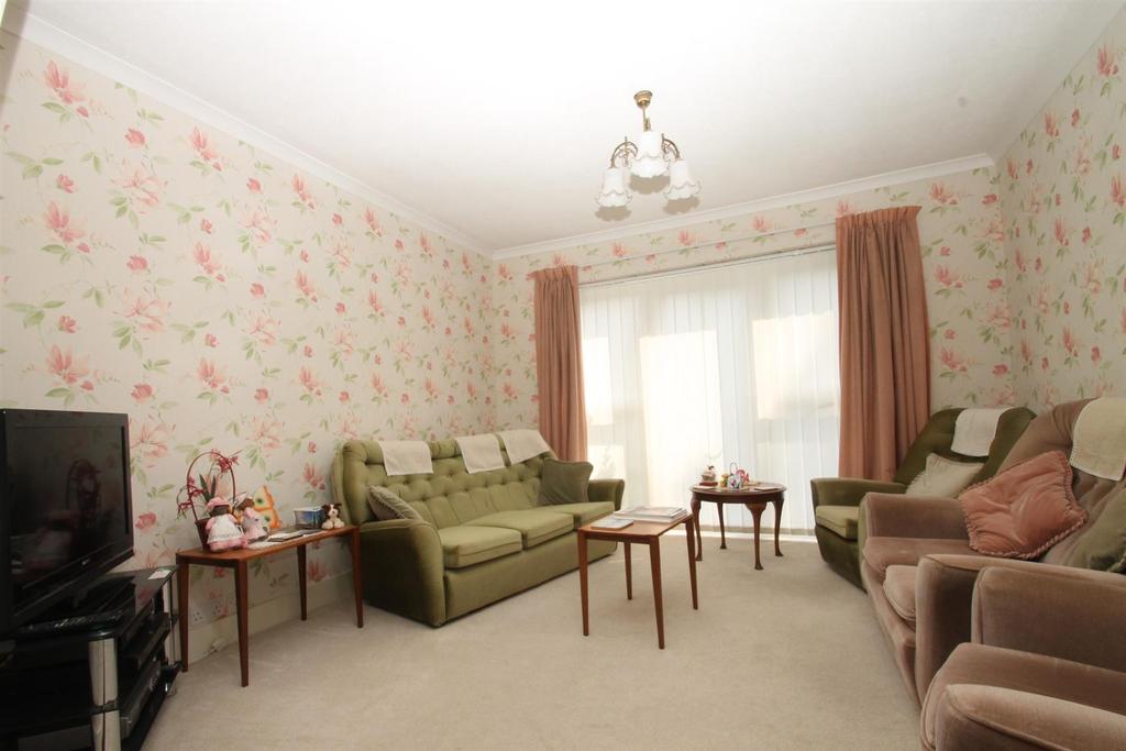 Brockenhurst Avenue, Maidstone 3 bed bungalow £385,000