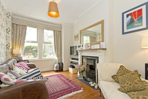 2 bedroom house to rent, Albany Road, Wimbledon, SW19