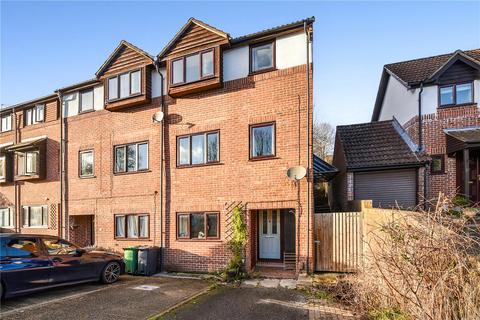 4 bedroom end of terrace house to rent, Honeysuckle Close, Badger Farm, Winchester, SO22