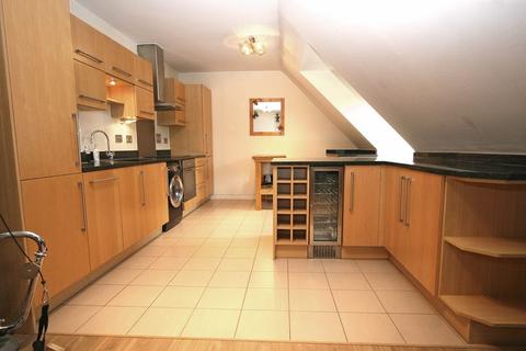 2 bedroom apartment for sale - Cranwells Lane, Farnham Common SL2