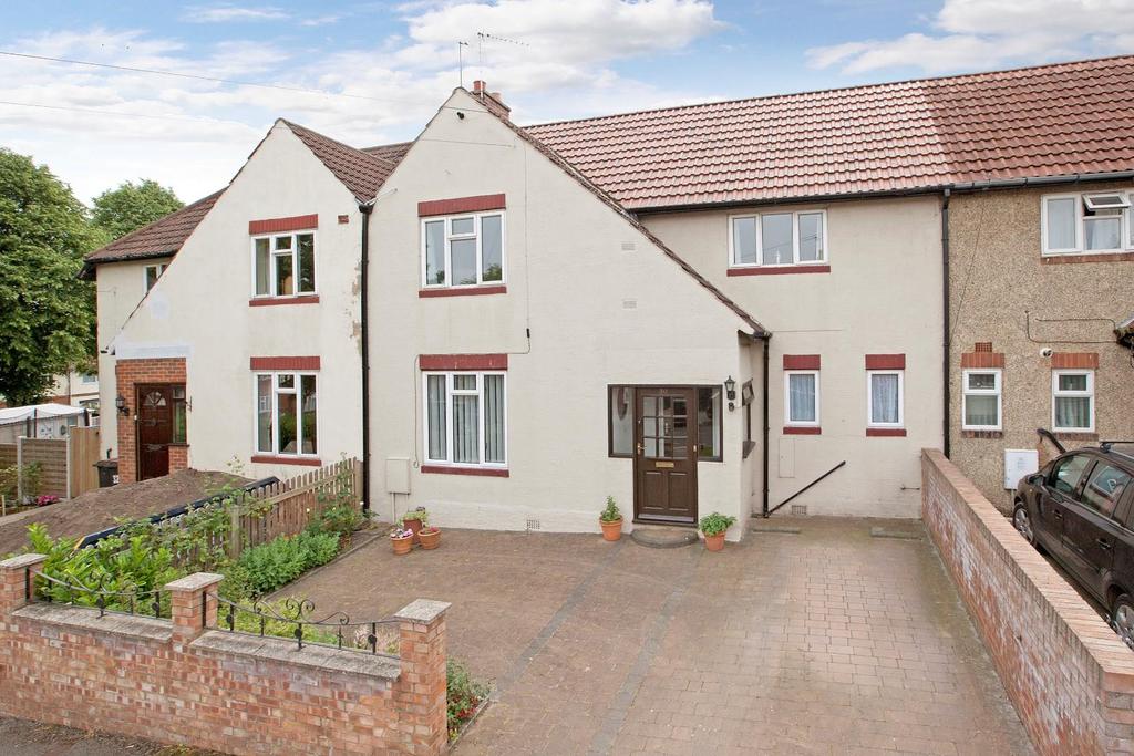 Stockwell Grove, Knaresborough 3 bed terraced house £210,000