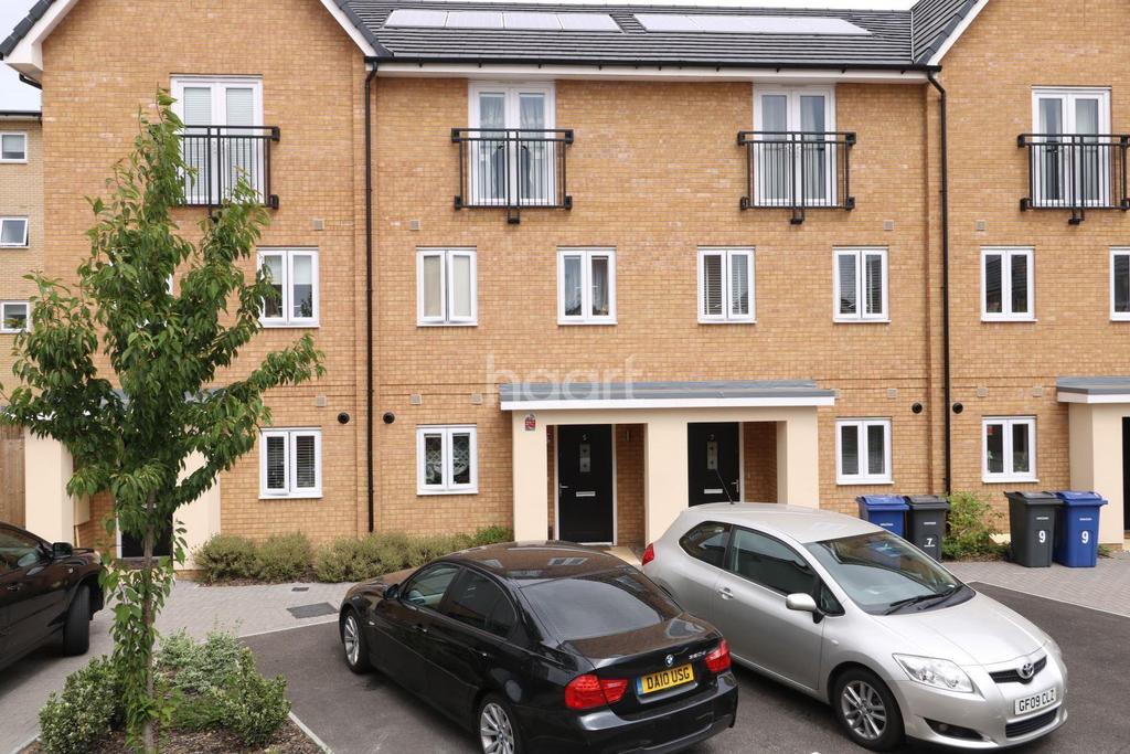 Chase Way, West Thurrock, Grays 4 bed terraced house £330,000