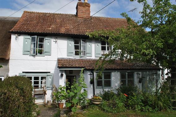 Greenway North Curry 5 Bed Semi Detached House 499 950