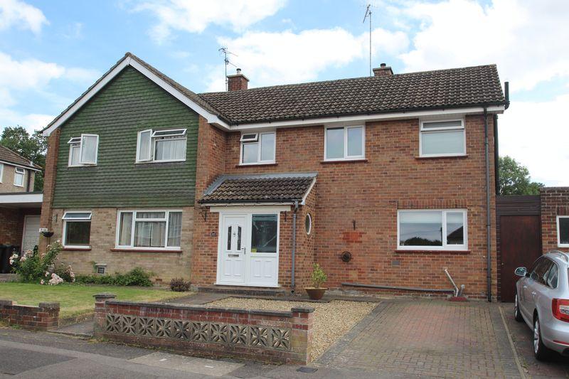 Oak Ride, Tonbridge 4 bed semidetached house £395,000