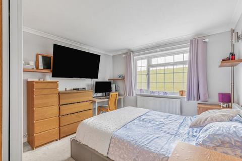 2 bedroom maisonette for sale, Jordans Close, Stanwell, TW19