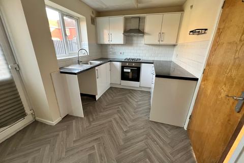 2 bedroom end of terrace house to rent, Burdock Close, Tamebridge, Walsall WS5