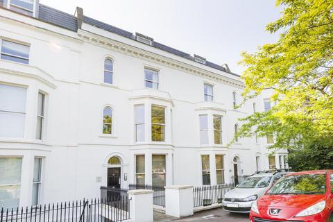 2 bedroom flat to rent, Upper Belgrave Road, Clifton