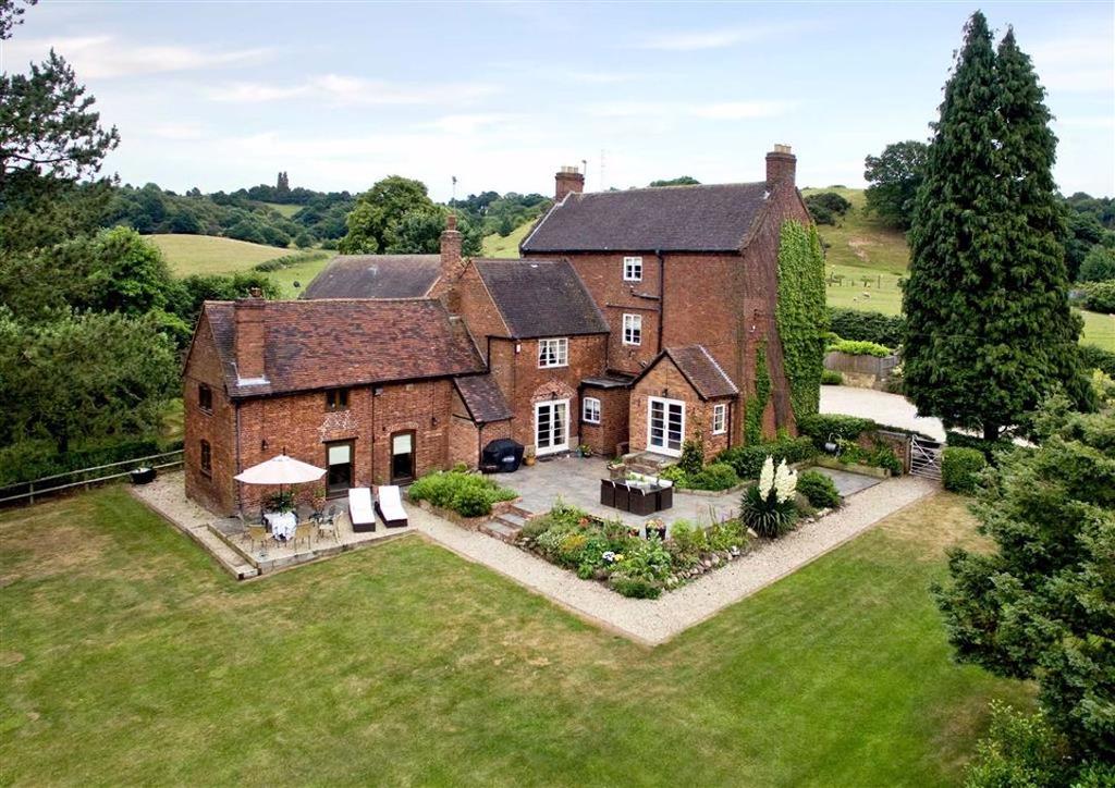 Orton House, Showell Lane, Lower Penn, Wolverhampton, South